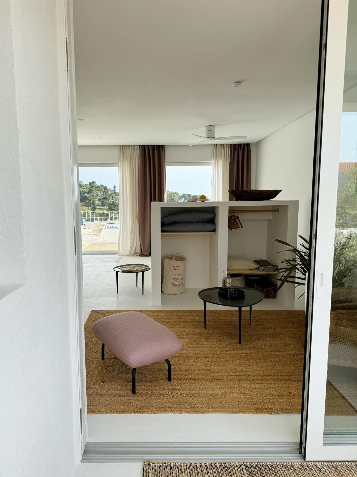Sol Melba Boutique Studios - Maslinica Oda fotoğraf